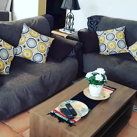 Lola Apartment *